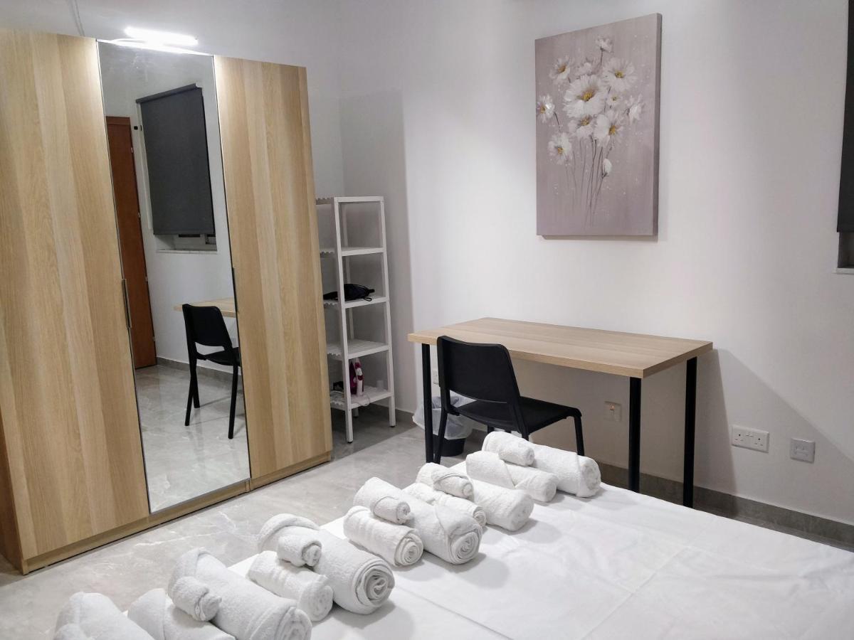 Deggies Apartments - Spacious, Modern Apartment! ناسار المظهر الخارجي الصورة